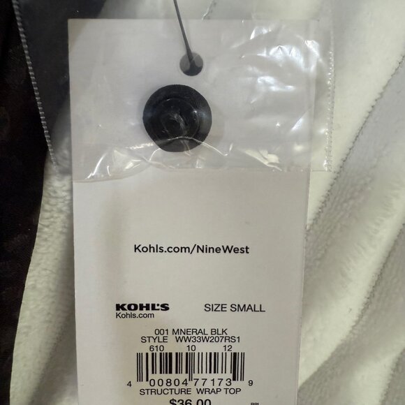 Nine West Women's Top Small NWT - Picture 5 of 5